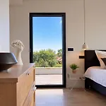 Di Stella Pinarello - Proche - Swimming Pools Villa Sainte-Lucie de Porto-Vecchio