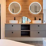 Di Stella Pinarello - Proche - Swimming Pools Villa *